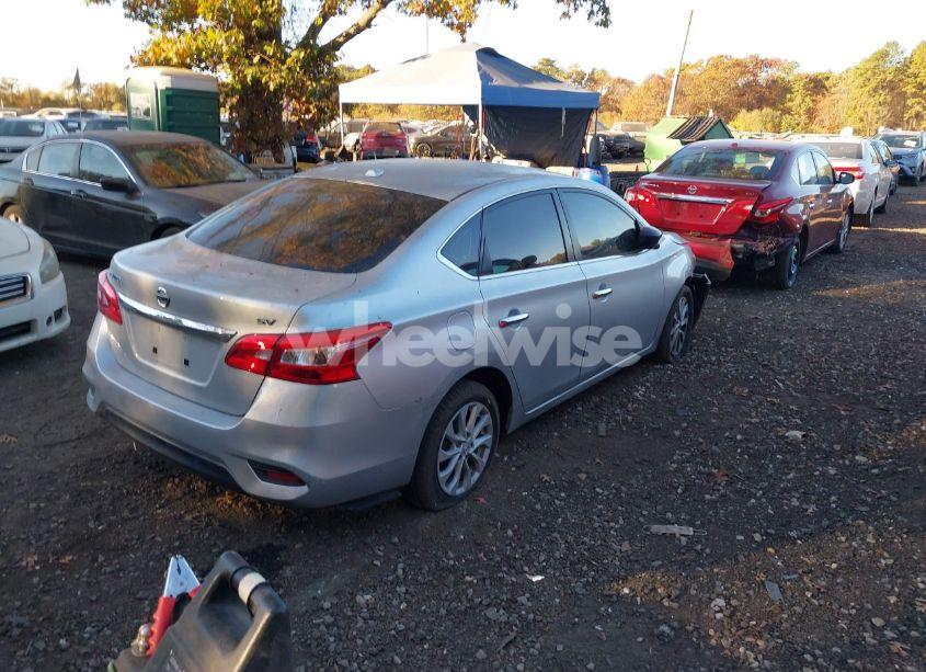 Photo 4 of 2019 Nissan Sentra SV (VIN 3N1AB7AP7KY434155)