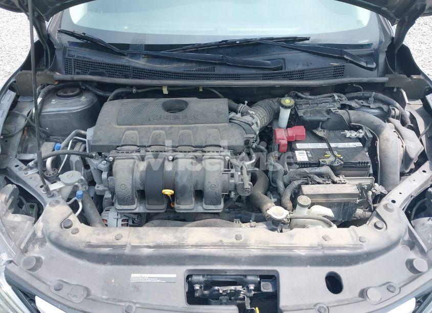 Photo 10 of 2019 Nissan Sentra SV (VIN 3N1AB7AP7KY439775)