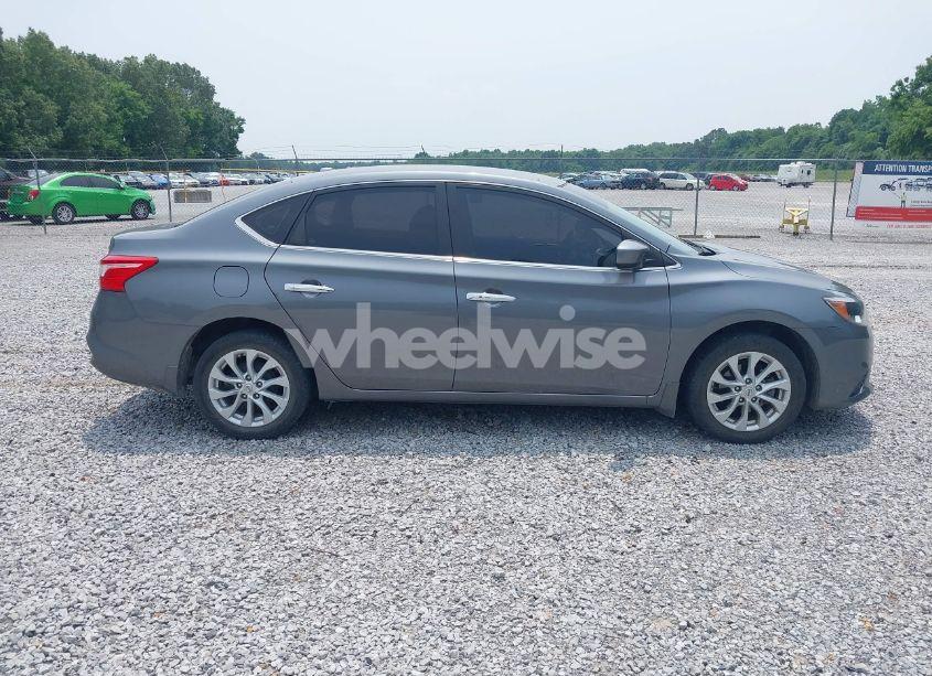 Photo 13 of 2019 Nissan Sentra SV (VIN 3N1AB7AP7KY439775)