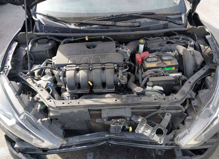 Photo 10 of 2019 Nissan Sentra S (VIN 3N1AB7AP7KY449741)