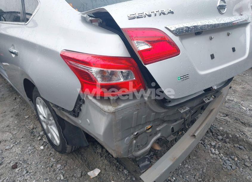 Photo 6 of 2019 Nissan Sentra SV (VIN 3N1AB7AP7KY452008)