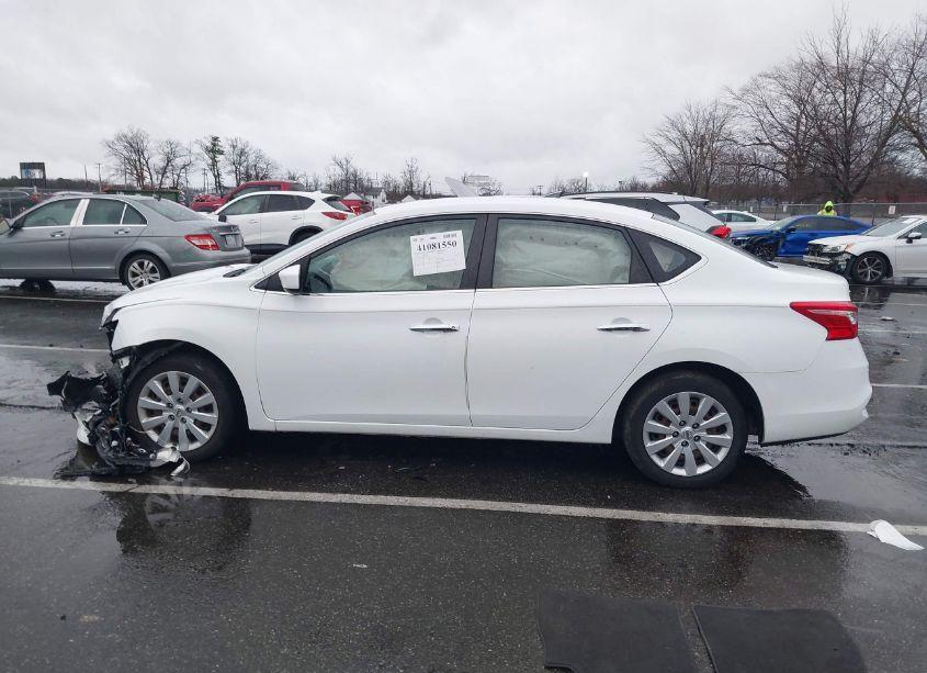 Photo 14 of 2019 Nissan Sentra S (VIN 3N1AB7AP7KY452672)