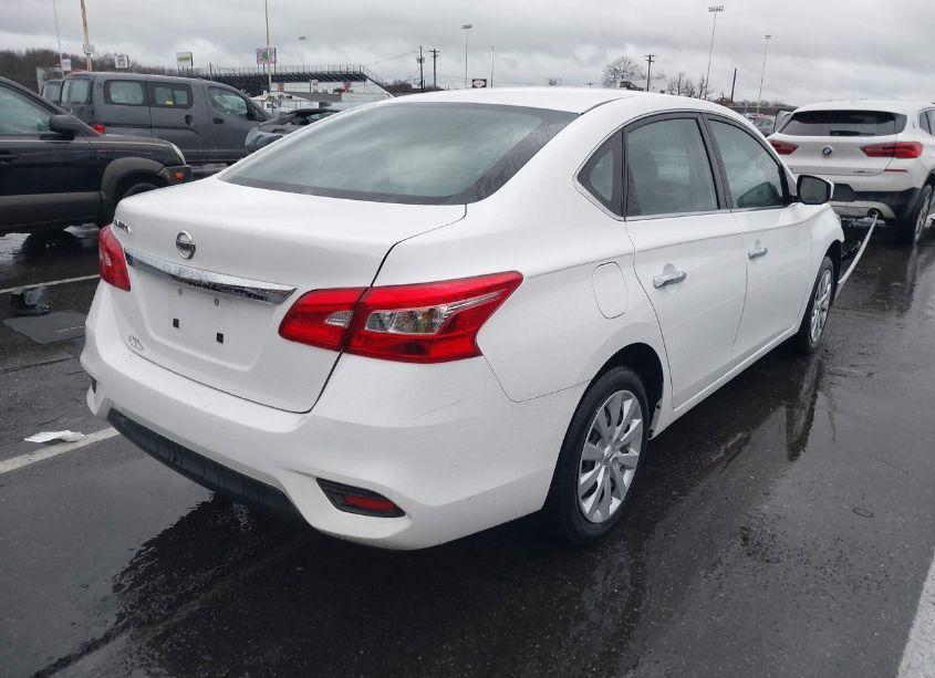 Photo 4 of 2019 Nissan Sentra S (VIN 3N1AB7AP7KY452672)