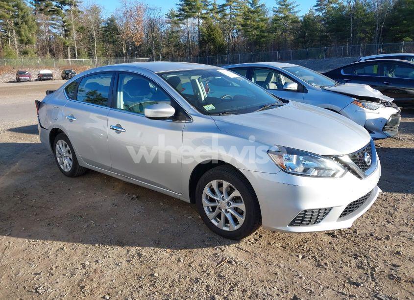 2019 Nissan Sentra SV (VIN 3N1AB7AP7KY454468) main photo
