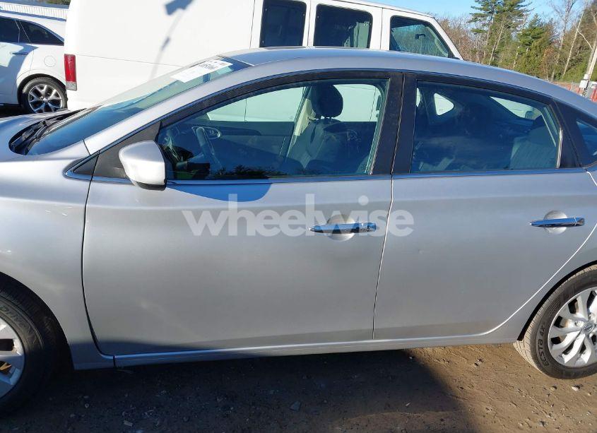 Photo 13 of 2019 Nissan Sentra SV (VIN 3N1AB7AP7KY454468)