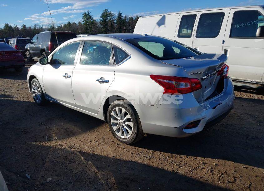 Photo 3 of 2019 Nissan Sentra SV (VIN 3N1AB7AP7KY454468)