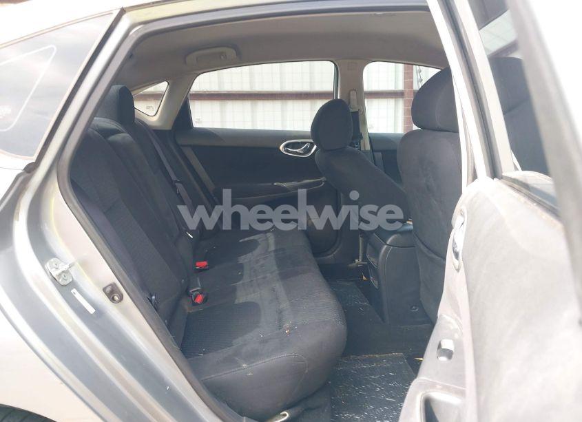 Photo 8 of 2013 Nissan Sentra SR (VIN 3N1AB7AP8DL696413)