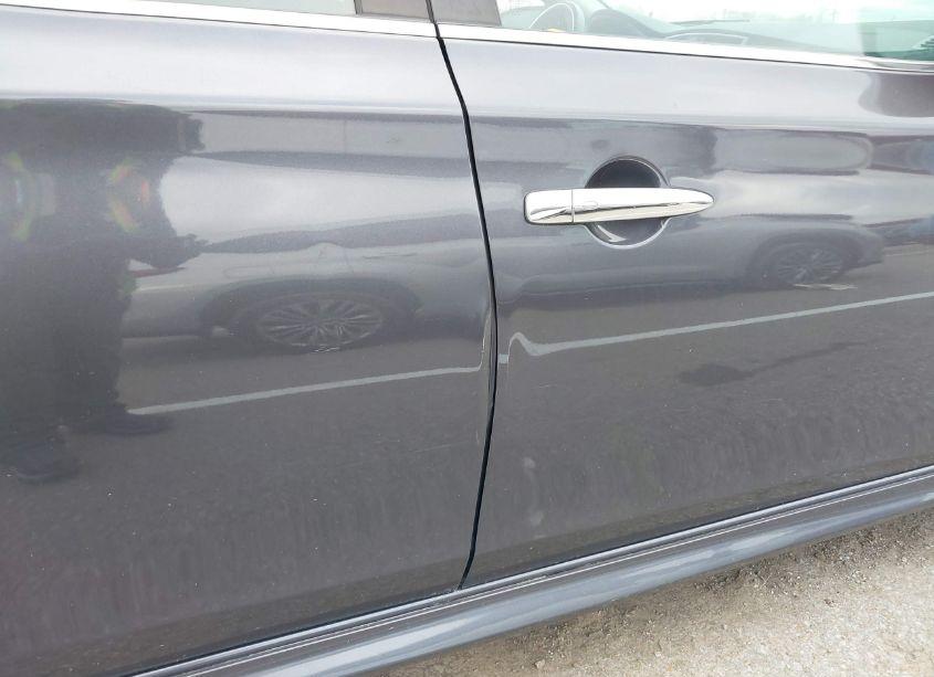 Photo 6 of 2013 Nissan Sentra SR (VIN 3N1AB7AP8DL709435)