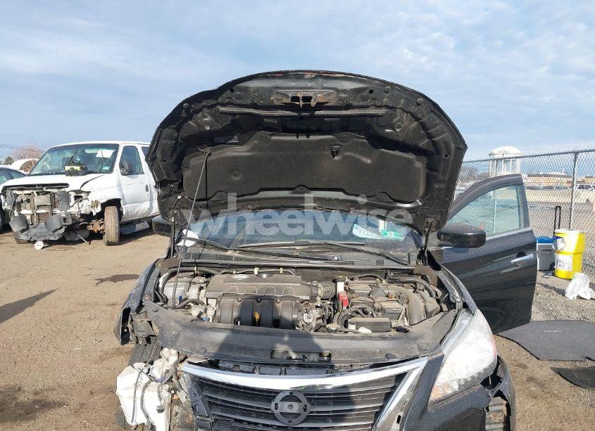 Photo 10 of 2013 Nissan Sentra SR (VIN 3N1AB7AP8DL734481)