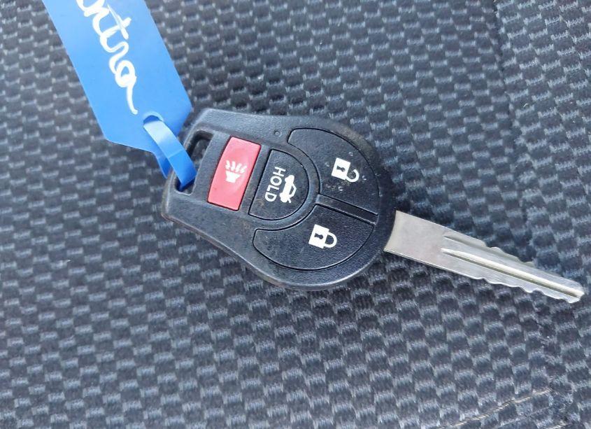 Photo 11 of 2013 Nissan Sentra S (VIN 3N1AB7AP8DL745562)