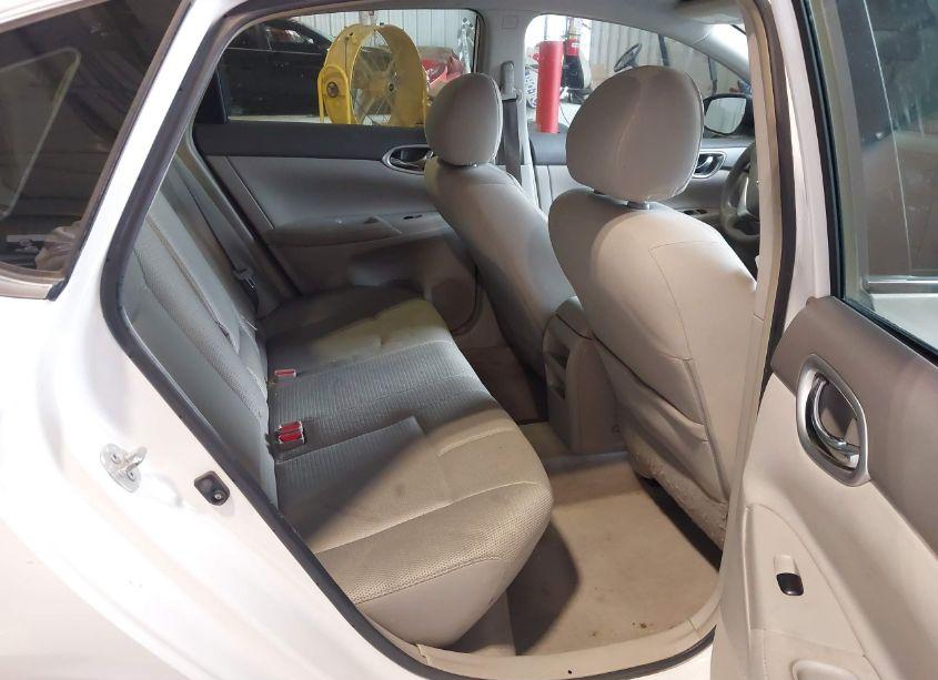 Photo 8 of 2013 Nissan Sentra S (VIN 3N1AB7AP8DL752270)