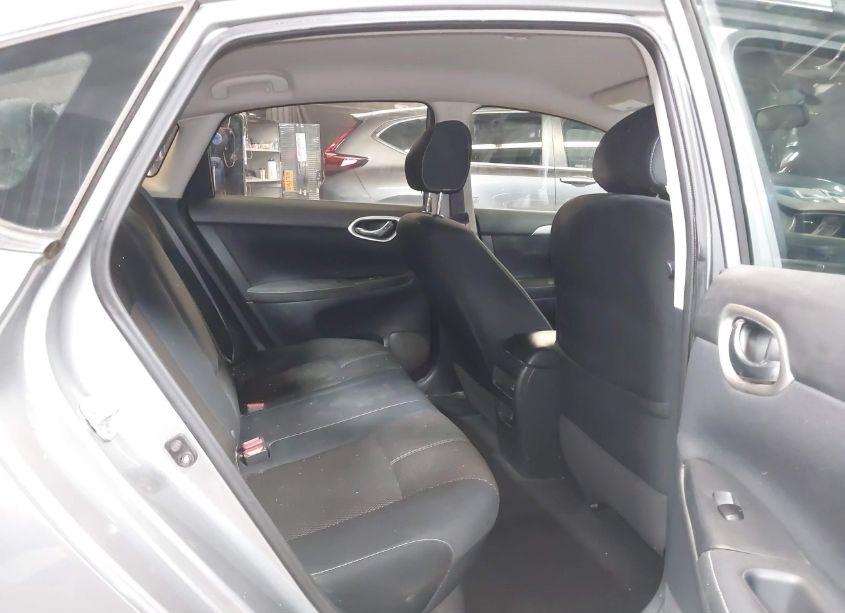 Photo 8 of 2014 Nissan Sentra S (VIN 3N1AB7AP8EL687695)