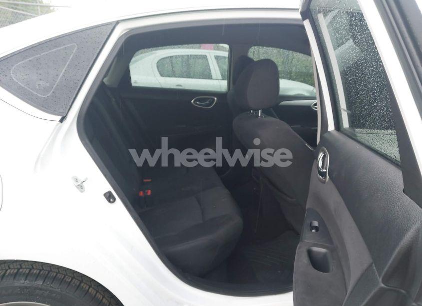 Photo 8 of 2014 Nissan Sentra SR (VIN 3N1AB7AP8EY249035)