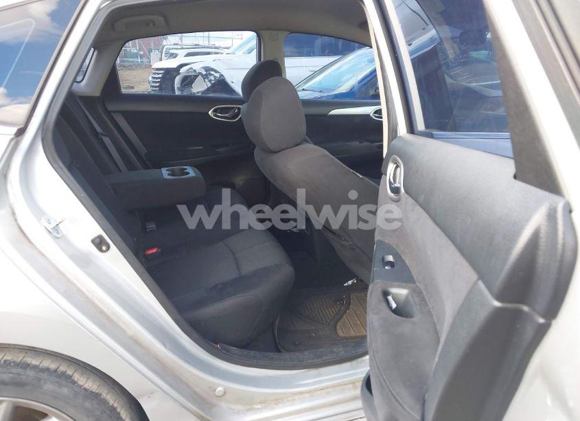 Photo 8 of 2014 Nissan Sentra SR (VIN 3N1AB7AP8EY256258)