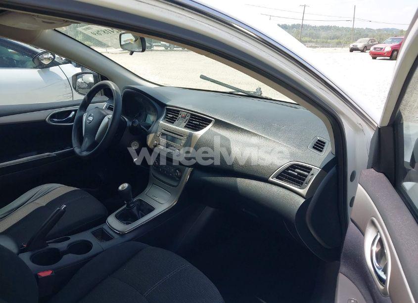 Photo 5 of 2014 Nissan Sentra FE+ S/FE+ SV/S/SL/SR/SV (VIN 3N1AB7AP8EY287378)