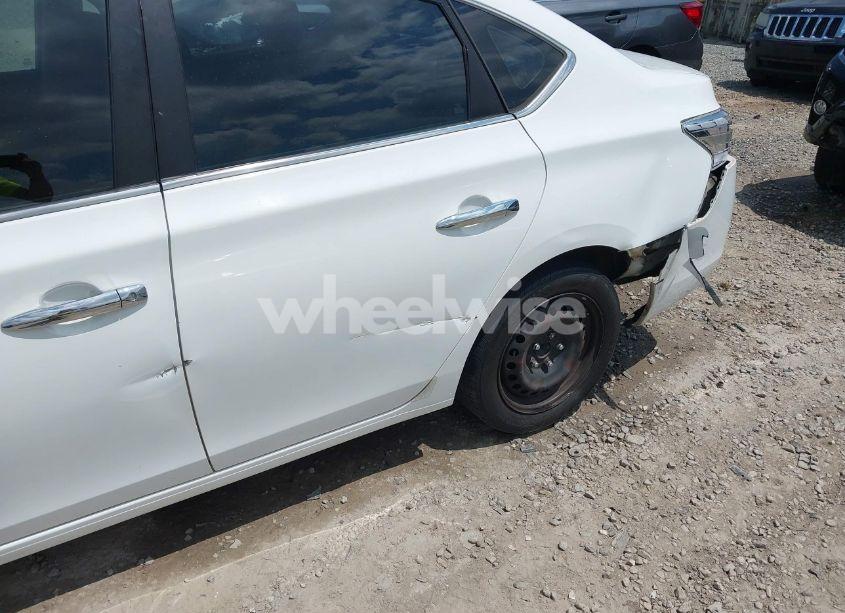 Photo 6 of 2014 Nissan Sentra FE+ S/FE+ SV/S/SL/SR/SV (VIN 3N1AB7AP8EY287378)