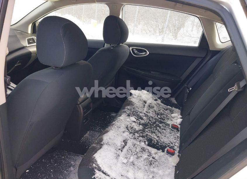 Photo 8 of 2015 Nissan Sentra S (VIN 3N1AB7AP8FY275992)