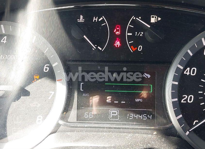 Photo 7 of 2015 Nissan Sentra SV (VIN 3N1AB7AP8FY276821)