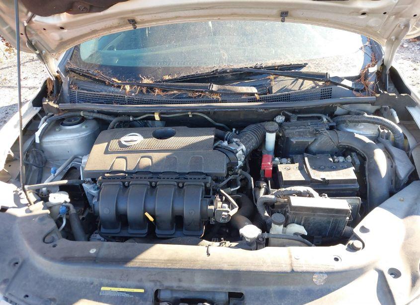 Photo 10 of 2015 Nissan Sentra S (VIN 3N1AB7AP8FY280223)