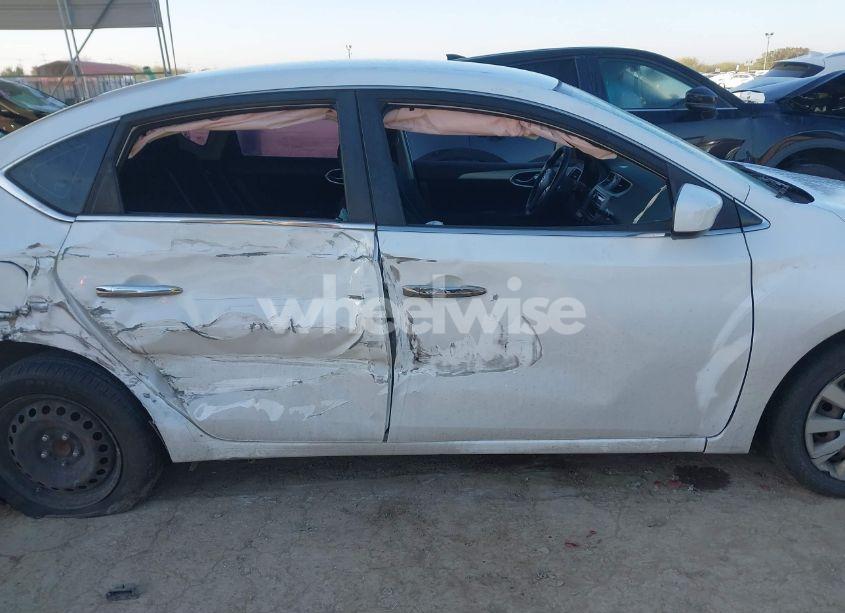 Photo 13 of 2015 Nissan Sentra S (VIN 3N1AB7AP8FY283932)