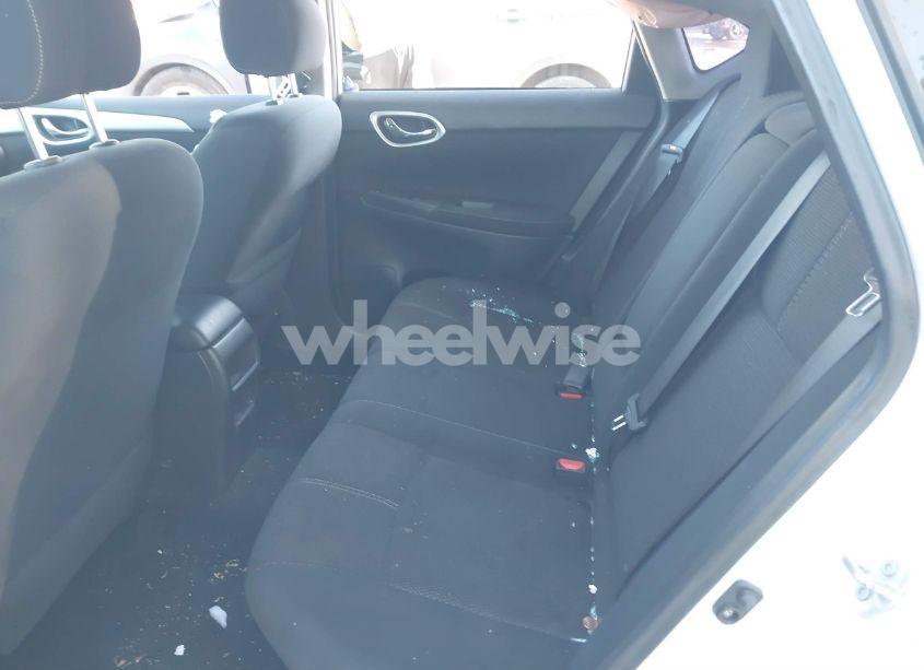 Photo 8 of 2015 Nissan Sentra S (VIN 3N1AB7AP8FY283932)