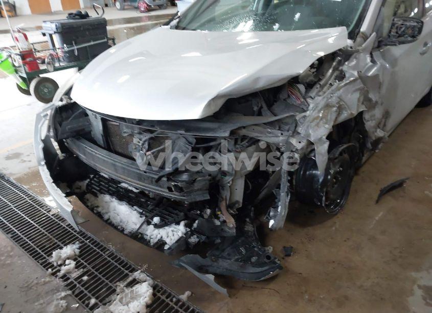 Photo 6 of 2015 Nissan Sentra S (VIN 3N1AB7AP8FY284143)