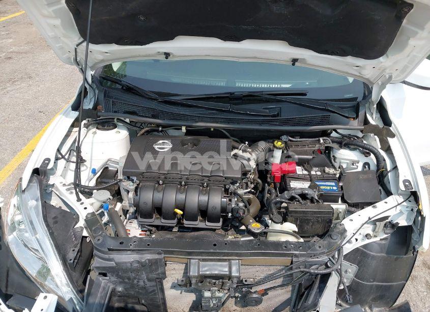 Photo 10 of 2015 Nissan Sentra S (VIN 3N1AB7AP8FY289262)