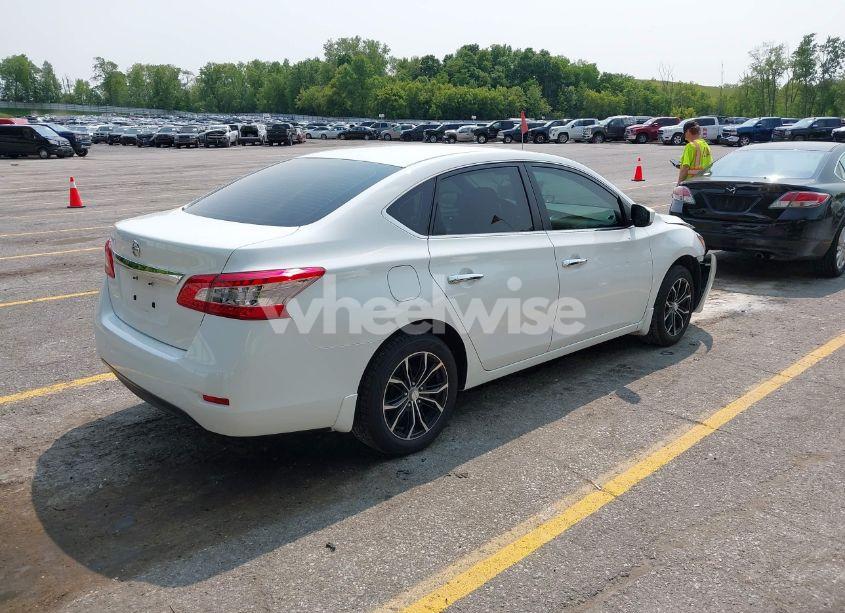 Photo 4 of 2015 Nissan Sentra S (VIN 3N1AB7AP8FY289262)