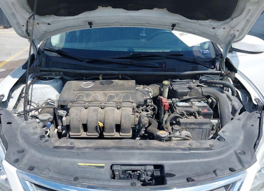 Photo 10 of 2015 Nissan Sentra SV (VIN 3N1AB7AP8FY297538)