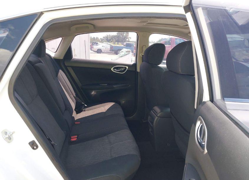 Photo 8 of 2015 Nissan Sentra SV (VIN 3N1AB7AP8FY297538)