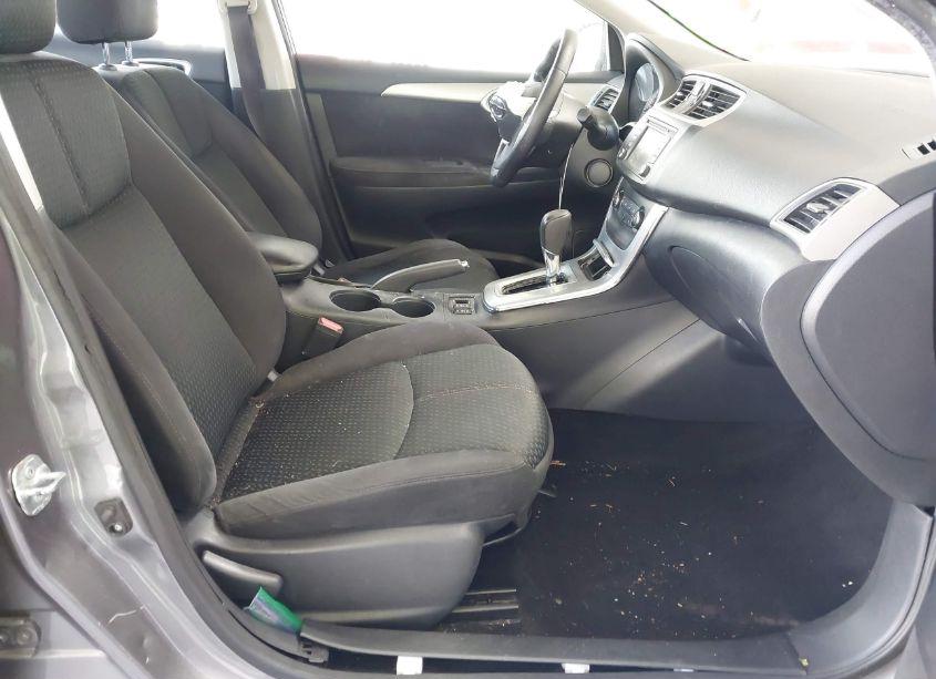 Photo 5 of 2015 Nissan Sentra SR (VIN 3N1AB7AP8FY300809)