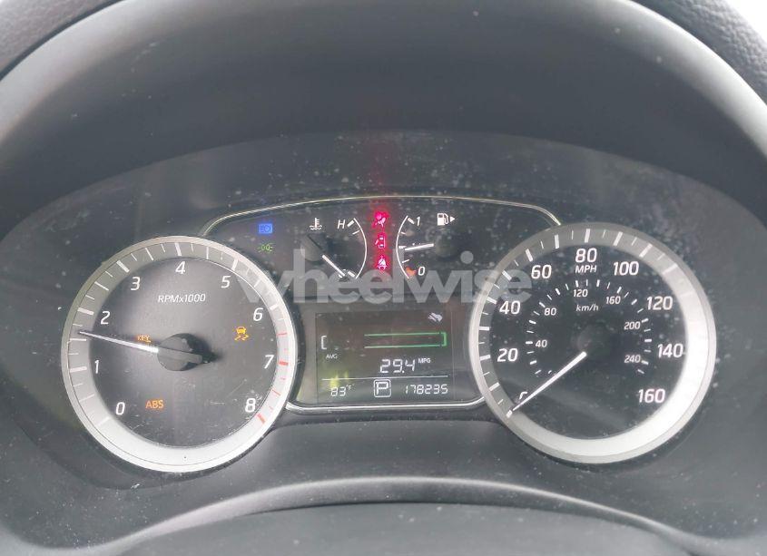 Photo 7 of 2015 Nissan Sentra SV (VIN 3N1AB7AP8FY335656)