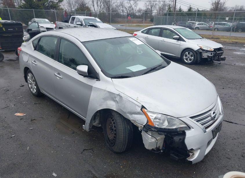 2015 Nissan Sentra S (VIN 3N1AB7AP8FY357575) main photo