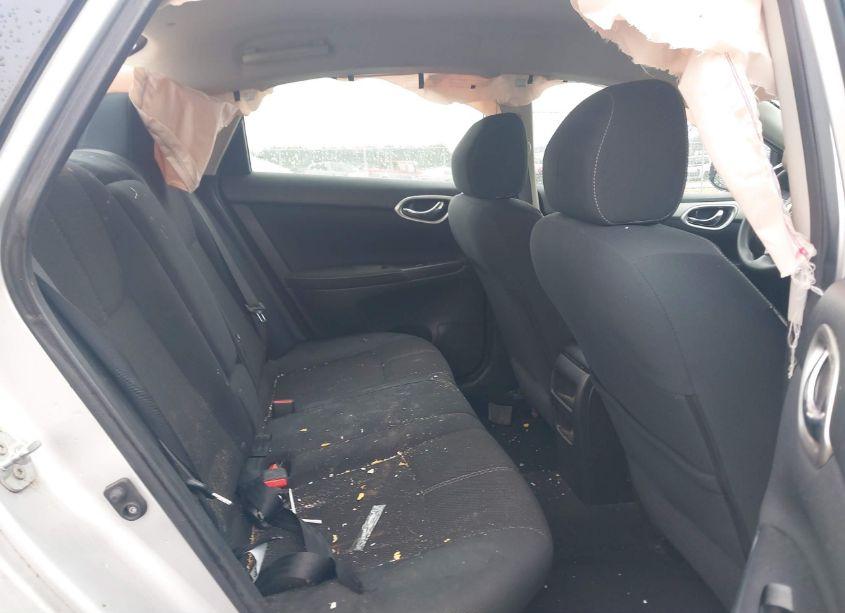 Photo 8 of 2015 Nissan Sentra S (VIN 3N1AB7AP8FY357575)