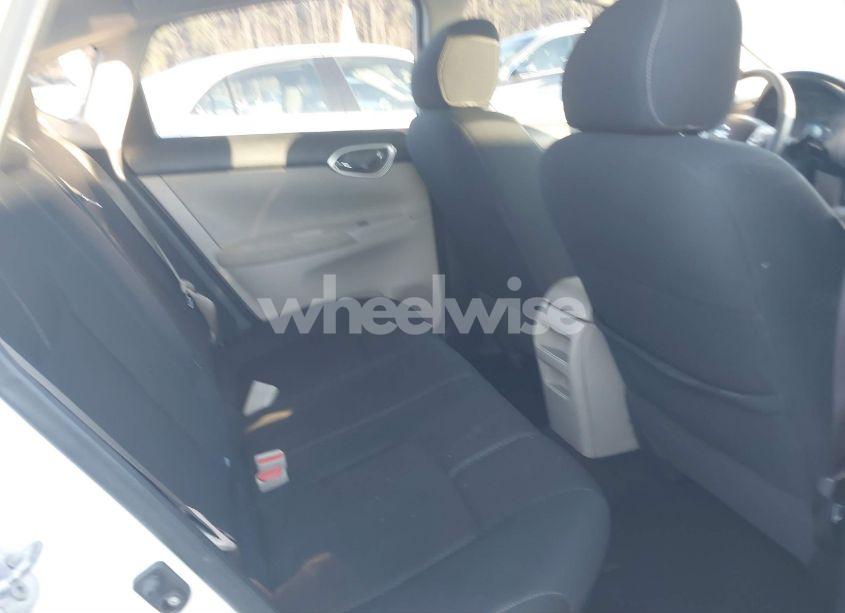 Photo 8 of 2015 Nissan Sentra S (VIN 3N1AB7AP8FY374909)