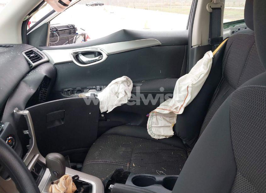Photo 5 of 2015 Nissan Sentra S (VIN 3N1AB7AP8FY377809)