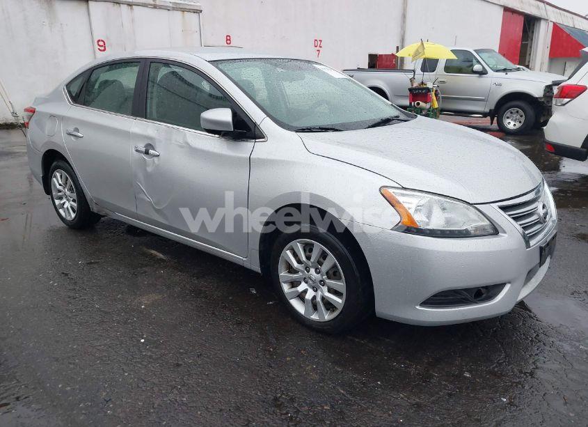 2015 Nissan Sentra SV (VIN 3N1AB7AP8FY383688) main photo