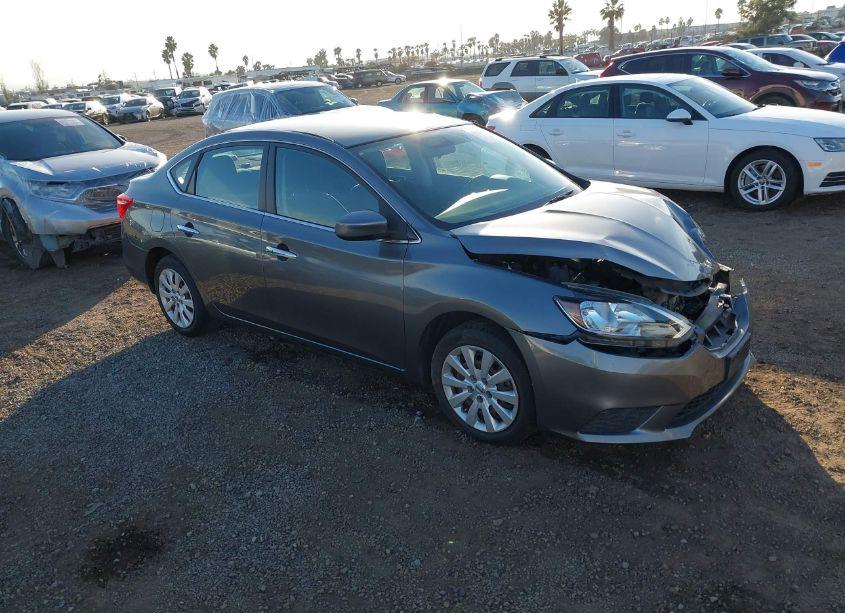 2016 Nissan Sentra SV (VIN 3N1AB7AP8GL658281) main photo