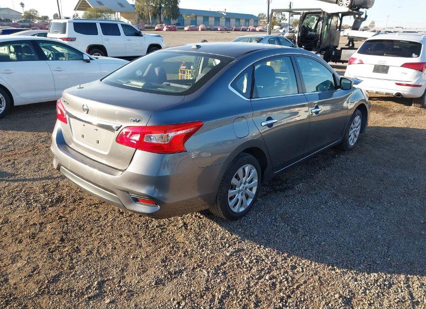 Photo 4 of 2016 Nissan Sentra SV (VIN 3N1AB7AP8GL658281)