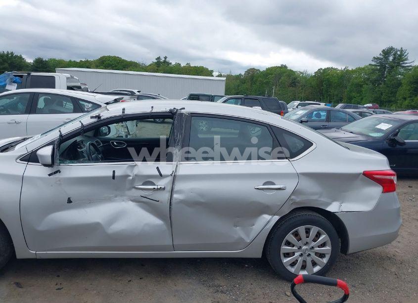 Photo 6 of 2016 Nissan Sentra FE+ S/S/SL/SR/SV (VIN 3N1AB7AP8GL666171)