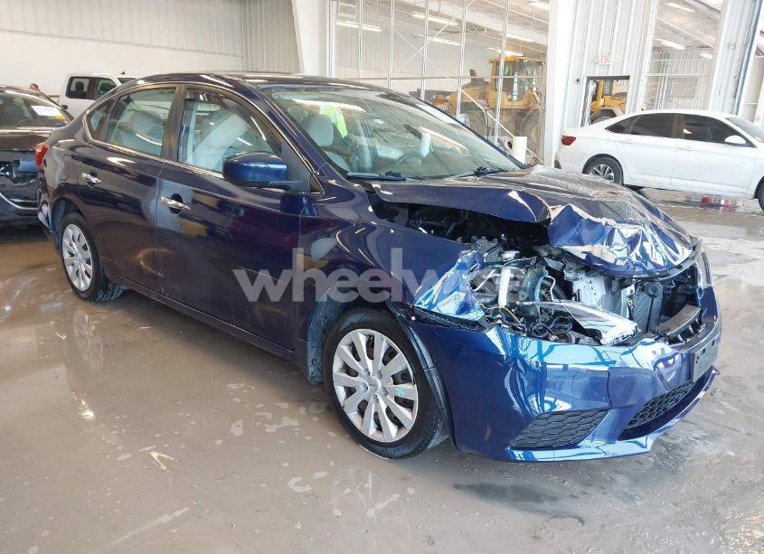 2016 Nissan Sentra SV (VIN 3N1AB7AP8GL670463) main photo