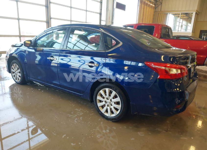 Photo 3 of 2016 Nissan Sentra SV (VIN 3N1AB7AP8GL670463)
