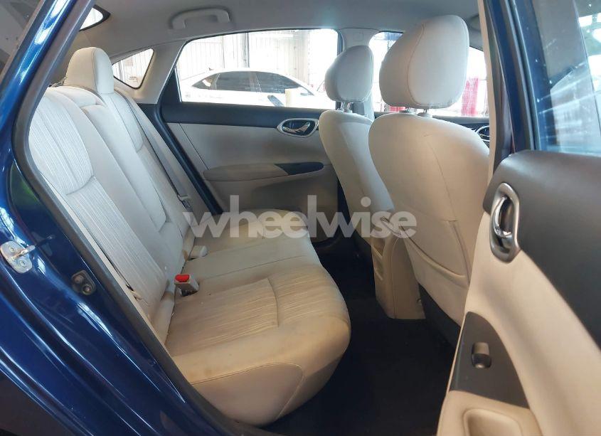 Photo 8 of 2016 Nissan Sentra SV (VIN 3N1AB7AP8GL670463)