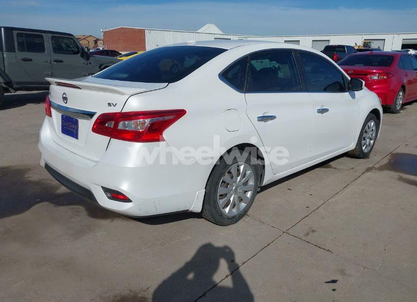 Photo 4 of 2016 Nissan Sentra SV (VIN 3N1AB7AP8GL671581)