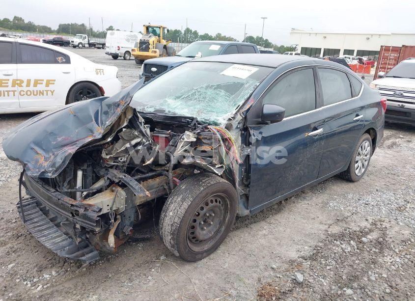 Photo 2 of 2016 Nissan Sentra SV (VIN 3N1AB7AP8GL672410)