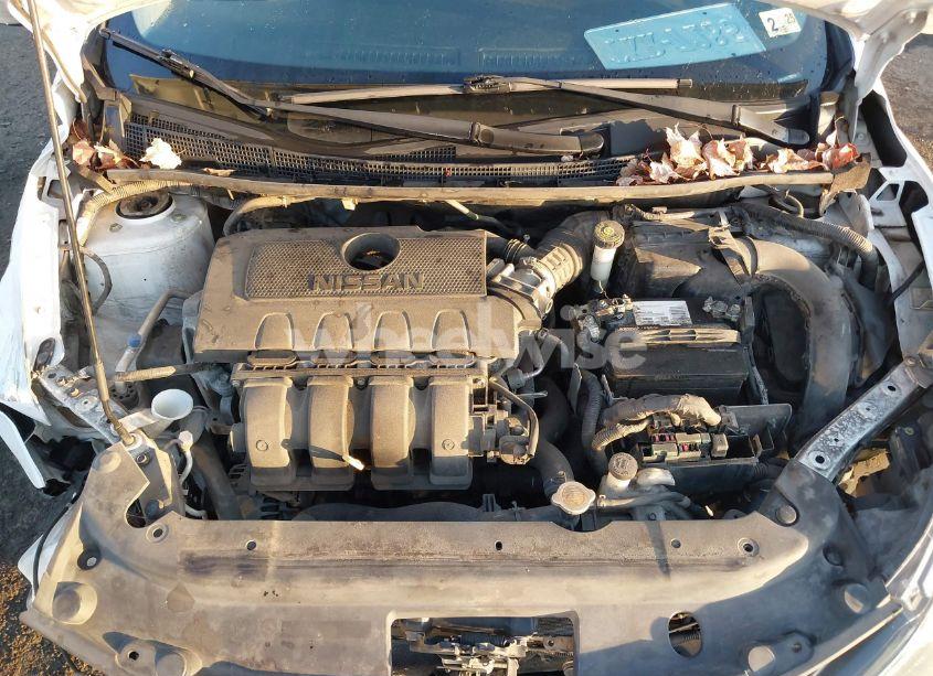 Photo 10 of 2016 Nissan Sentra S (VIN 3N1AB7AP8GY227667)