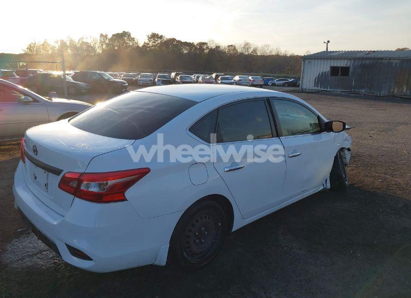 Photo 4 of 2016 Nissan Sentra S (VIN 3N1AB7AP8GY227667)