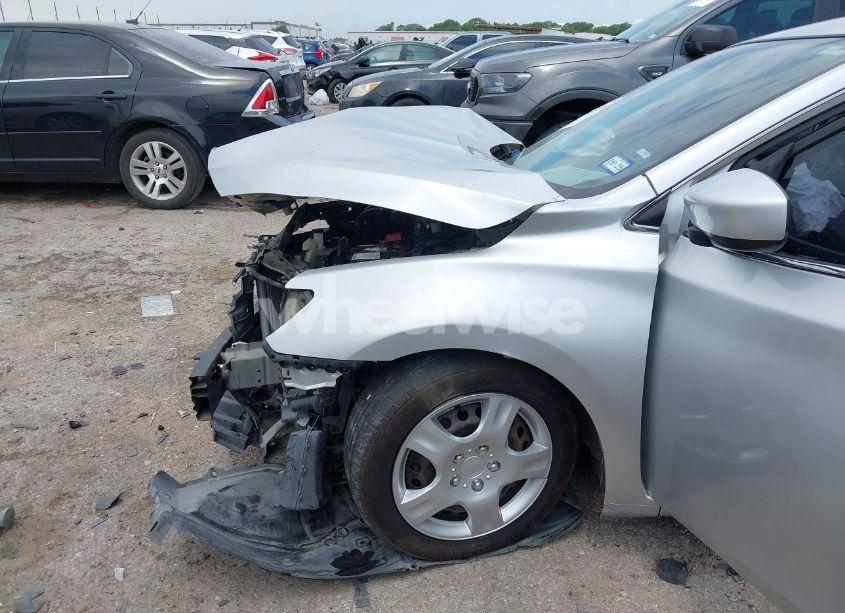 Photo 6 of 2016 Nissan Sentra FE+ S/S/SL/SR/SV (VIN 3N1AB7AP8GY235283)