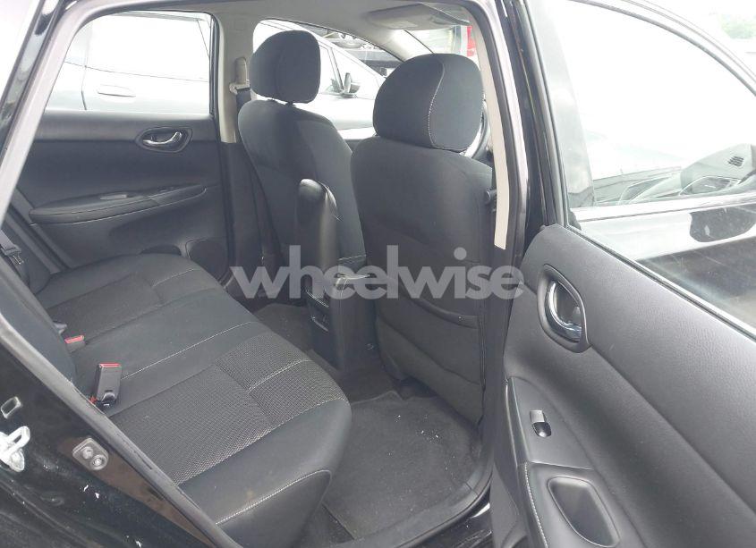 Photo 8 of 2016 Nissan Sentra S (VIN 3N1AB7AP8GY237681)