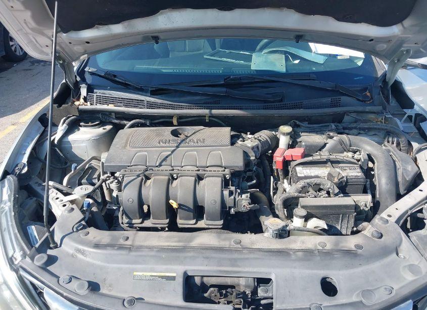 Photo 10 of 2016 Nissan Sentra S (VIN 3N1AB7AP8GY243061)